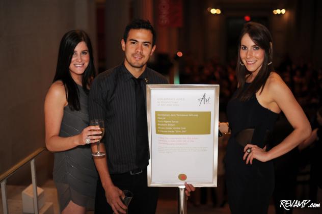 Art & Soul mixologist Ronald Flores swept this year�s ARTINI competition, winning both the popular vote and the critic's choice award.